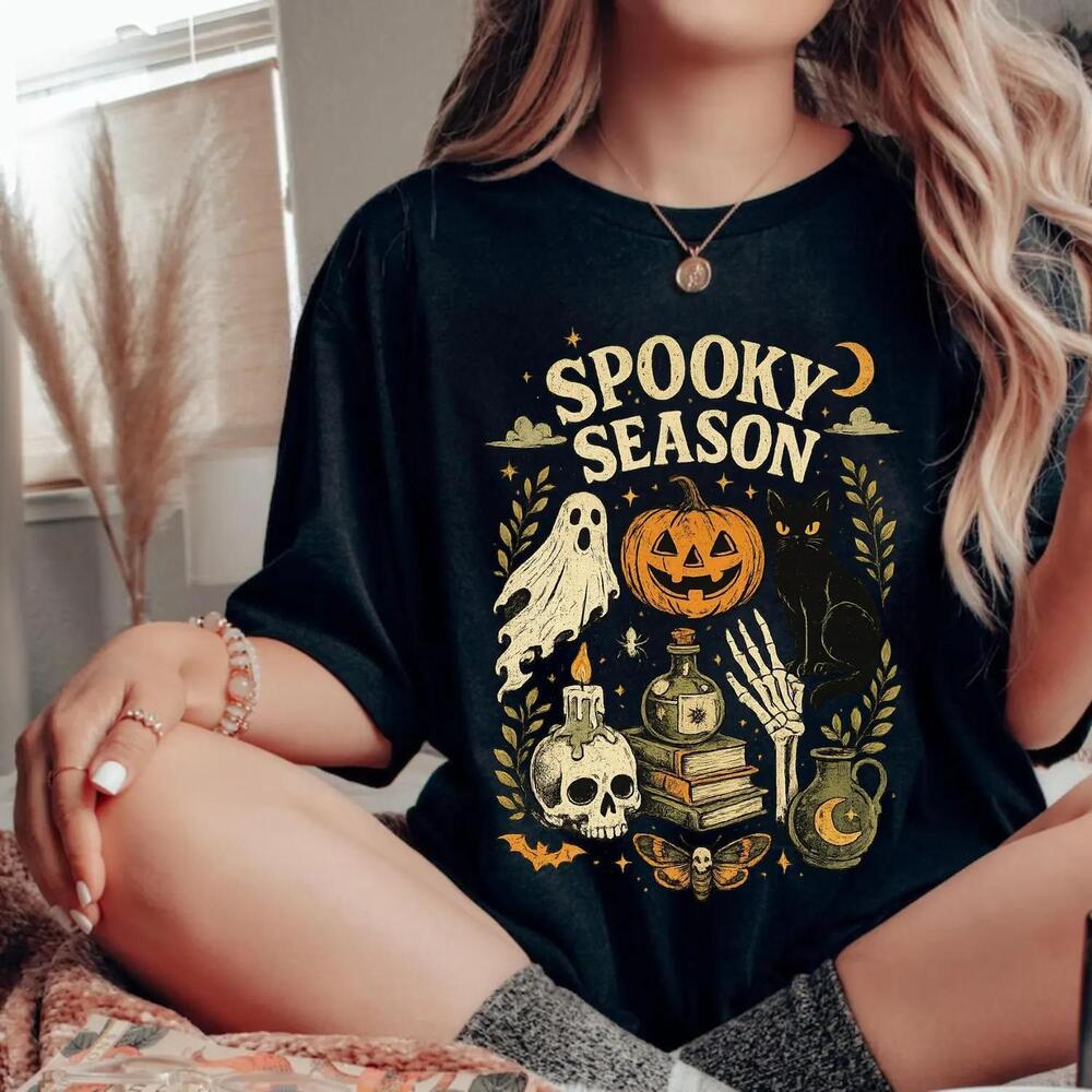 Retro Halloween Shirt, Unisex T-Shirt, Halloween Aesthetic